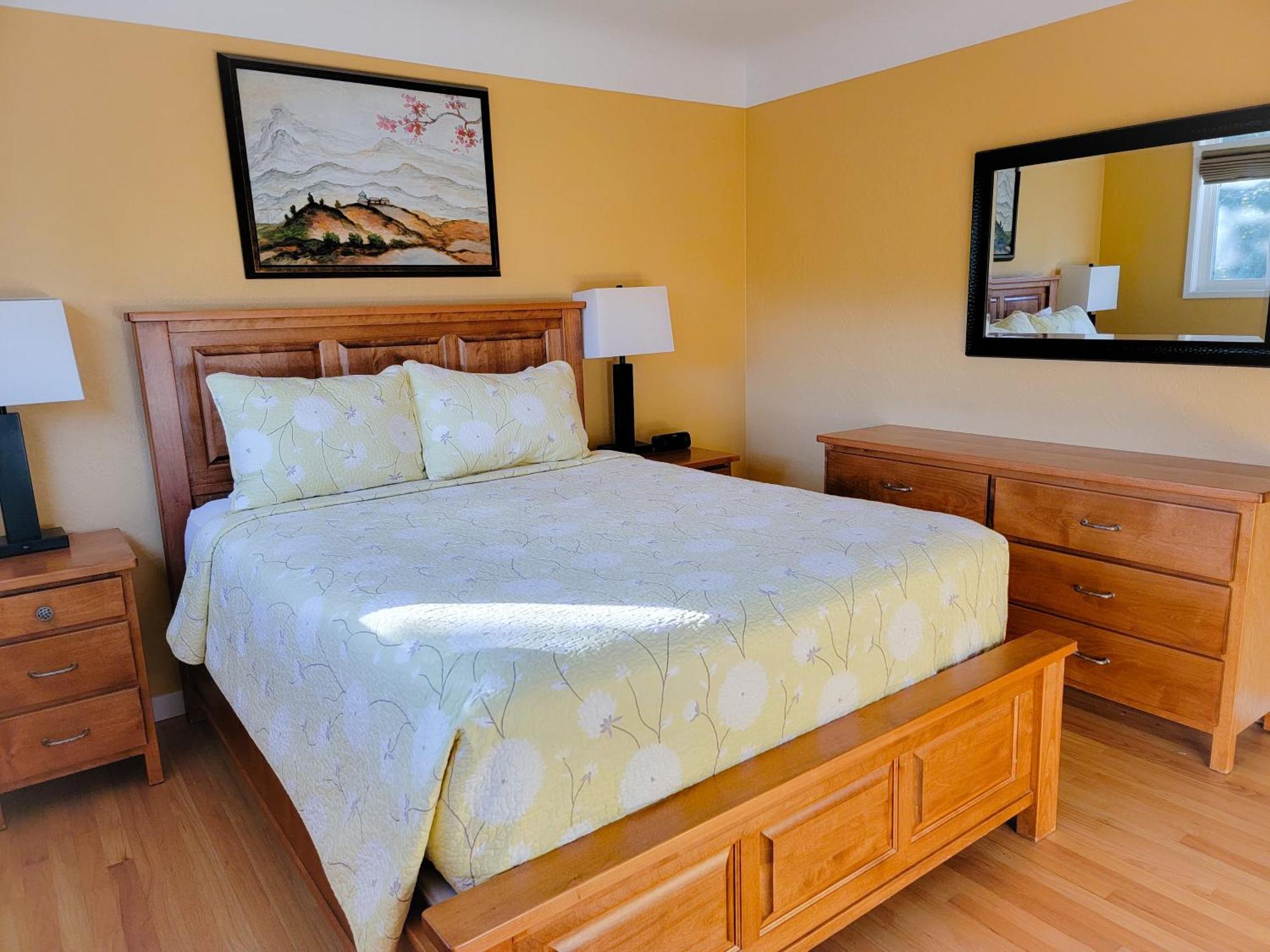 James Bay Inn Hotel, Suites & Cottage Виктория Екстериор снимка