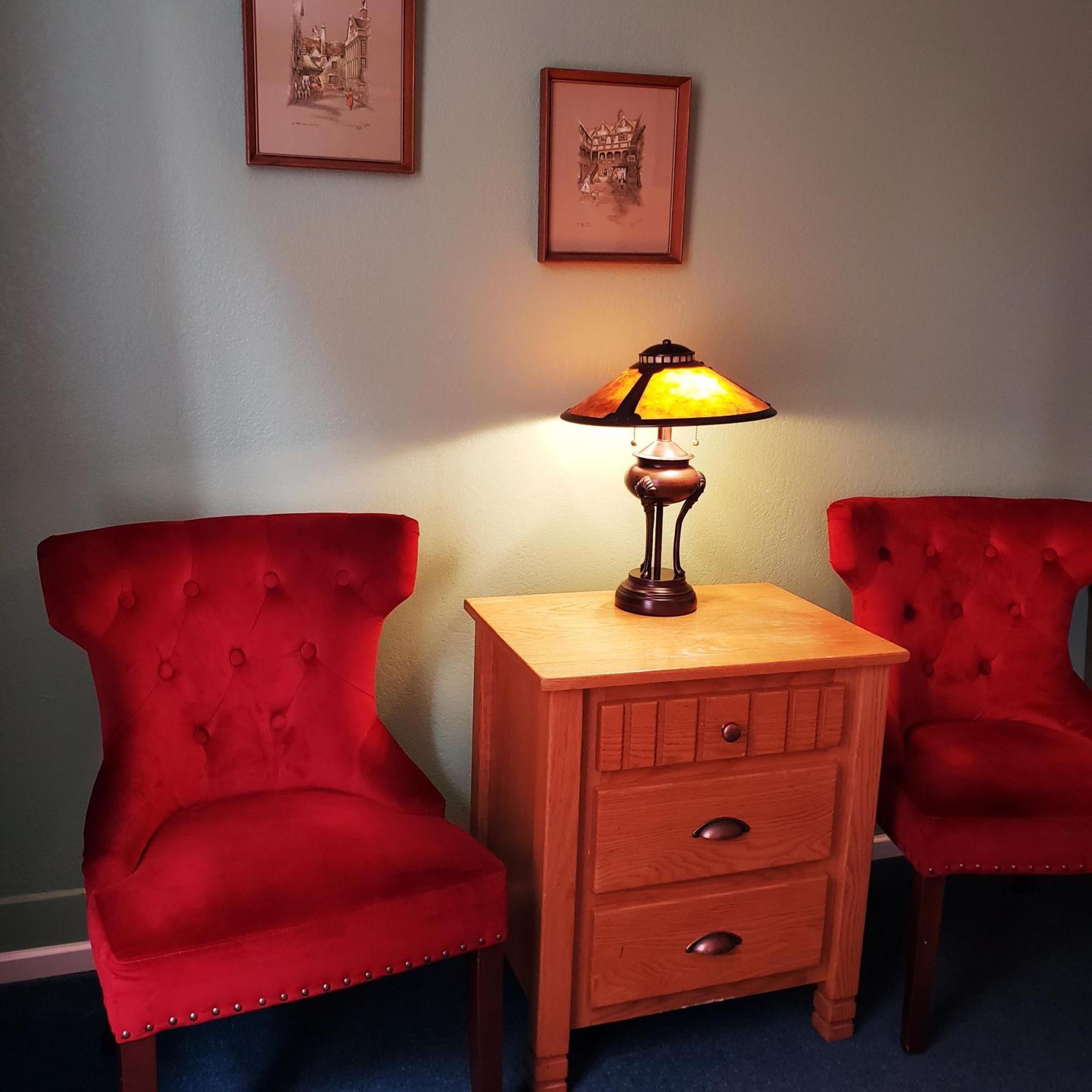 James Bay Inn Hotel, Suites & Cottage Виктория Екстериор снимка