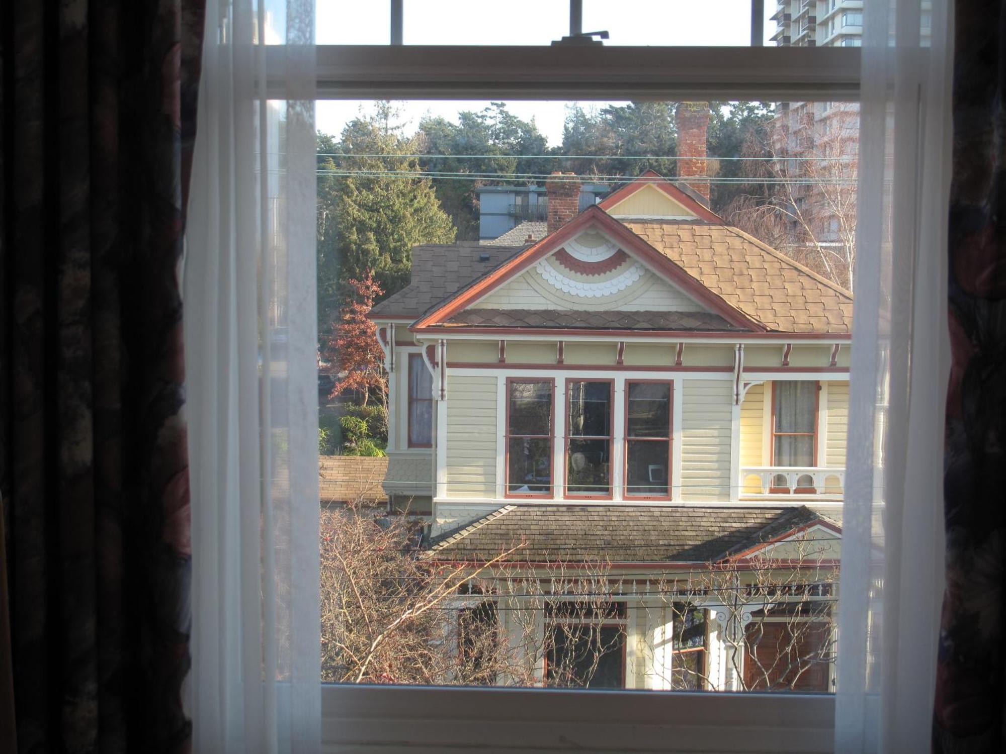 James Bay Inn Hotel, Suites & Cottage Виктория Екстериор снимка